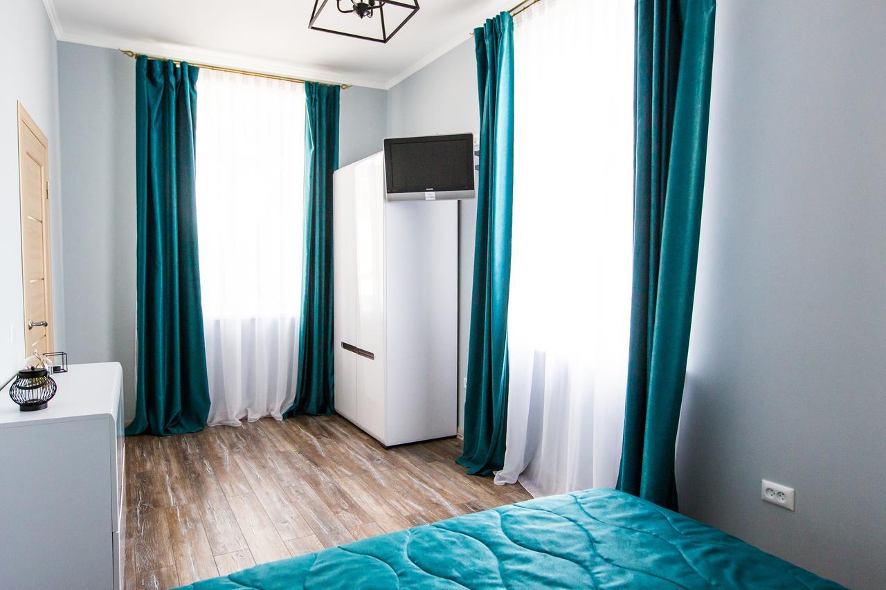 1 Bedroom Apartment Near Elizabeth'S The Cathedral Liov Exterior foto