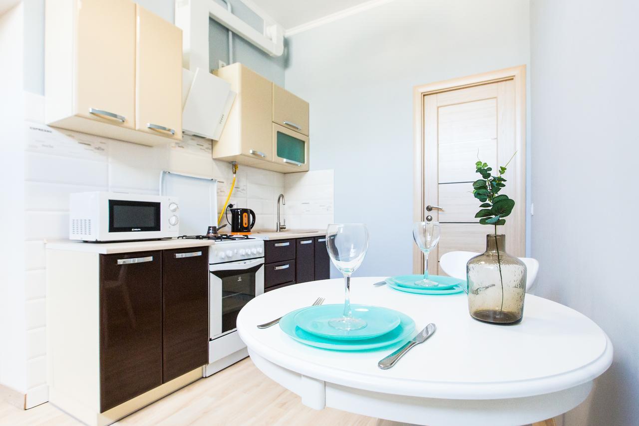 1 Bedroom Apartment Near Elizabeth'S The Cathedral Liov Exterior foto